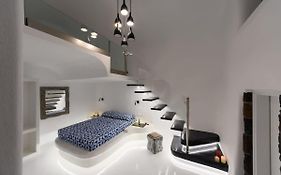Santorini Traditional Apt With Private Hot Tub